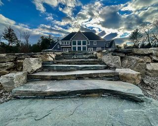 Custom Walls and Stonework